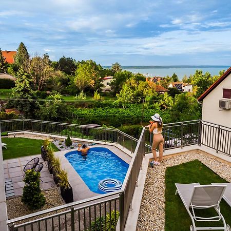 Lake Spirit Boutique Apartments Balatonalmádi エクステリア 写真