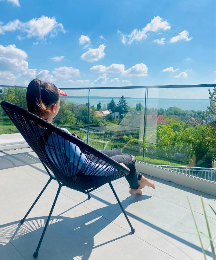 Lake Spirit Boutique Apartments Balatonalmádi エクステリア 写真