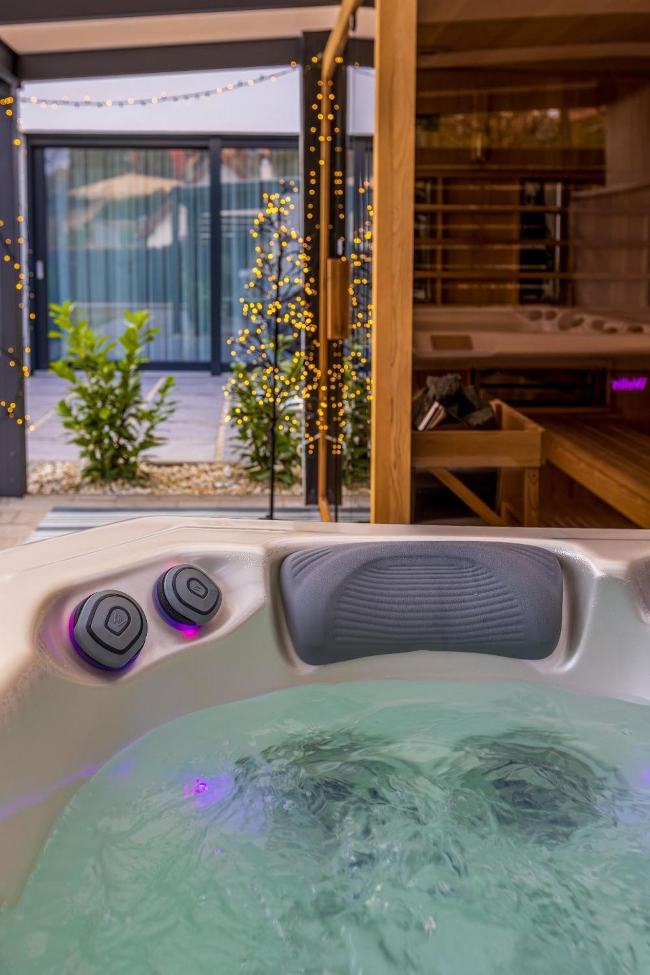 Lake Spirit Boutique Apartments Balatonalmádi エクステリア 写真