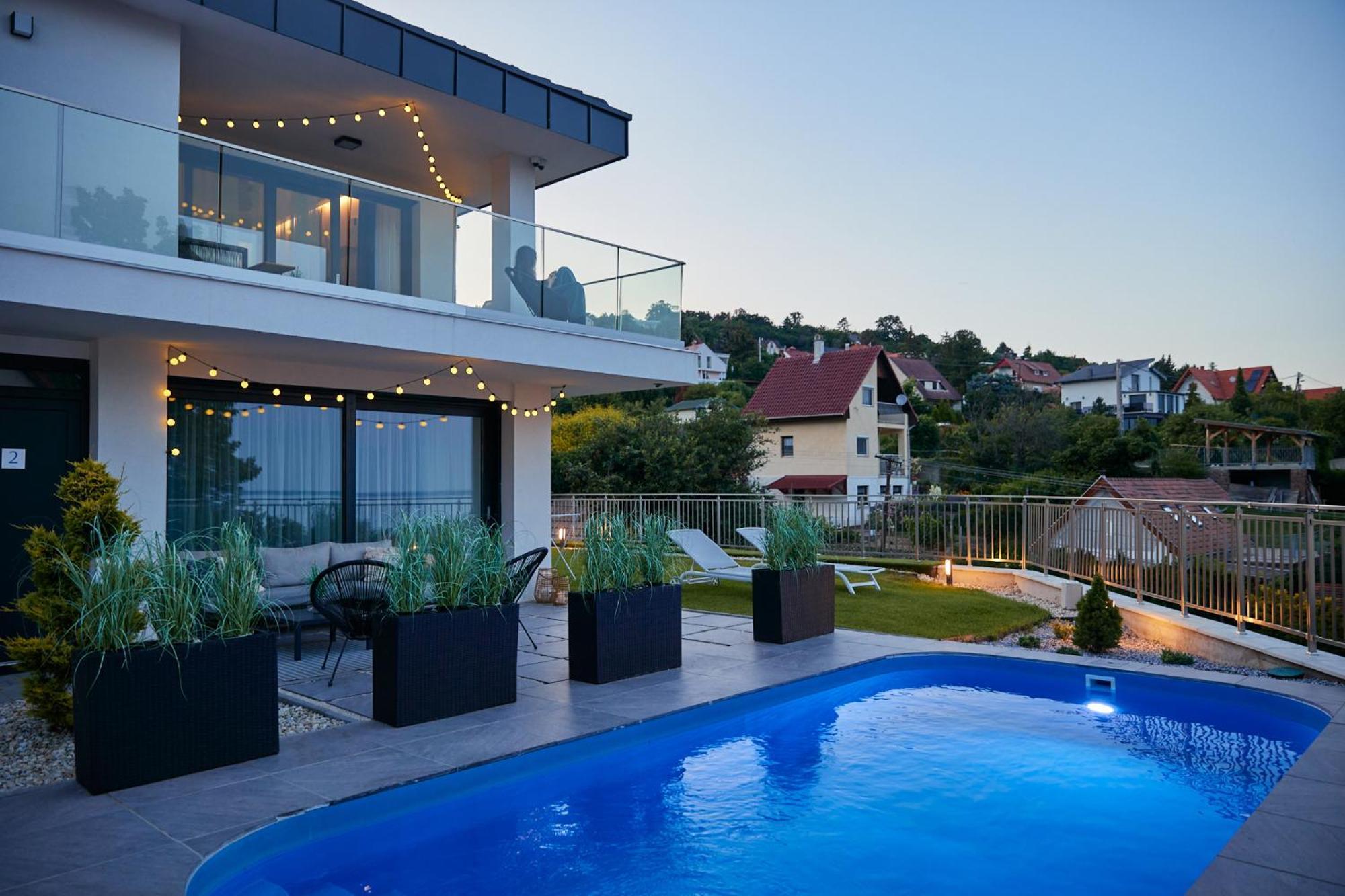 Lake Spirit Boutique Apartments Balatonalmádi エクステリア 写真